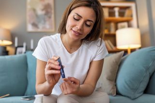 Diabetes nebolí, ale ničí celé tělo. Nečekejte na první příznaky, riziko sníží i malé změny - Novinky